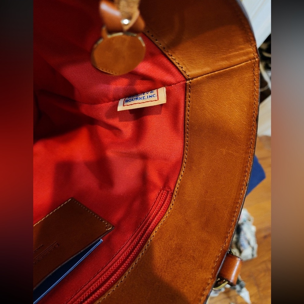 SOLD || Dooney & Bourke Italia || RARE South Coast Shopper || Hard to Find - Picture 8 of 13
